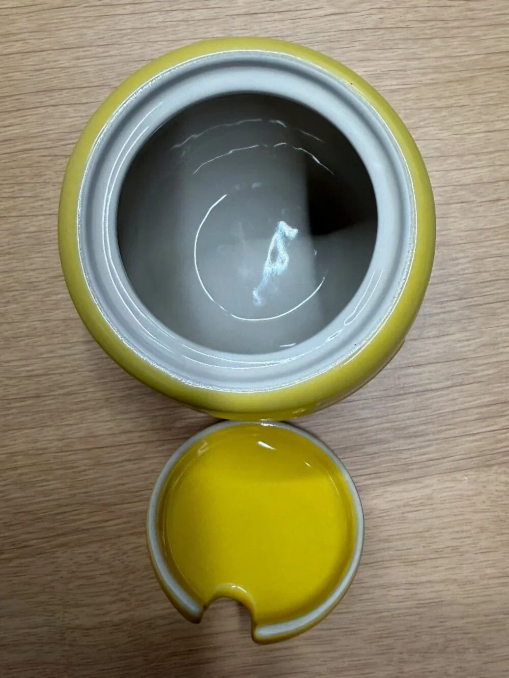 Le Creuset Honey Pot Dijon Yellow w/ Silicone Dipper